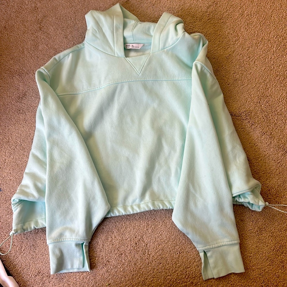 DSG cropped hoodie